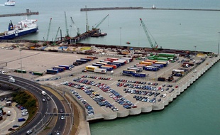 Le port de Douvres, en Grande-Bretagne.
