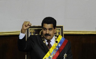 La promesse du président vénézuélien de ne pas dévaluer la monnaie locale cette année est irréalisable dans le contexte économique actuel au Venezuela, qui conjugue inflation endémique et blocage du secteur productif, estiment des analystes jeudi.