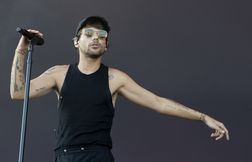 Louis Tomlinson dénonce les rumeurs sur sa vie privée