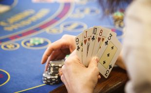 Deux salles de jeu clandestines ont été découvertes près de Lille (illustration).
