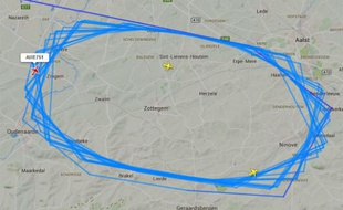 Capture d'écran de la trajectoire du vol AWE751 d'Us Airways, qui a tourné pendant plus de trois heures au-dessus de Bruxelles après un problème technique, le 23 octobre 2014.