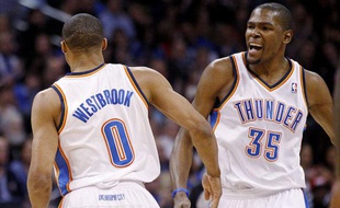 Les deux stars du Thunder, Russell Westbrook et Kevin Durant, le 21 mars 2012