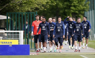 Les Bleus s'apprêtent à s'entraîner à Clairefontaine, le 28 mai 2015.