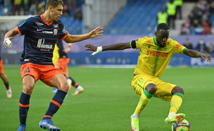Roli Pereira de Sa, milieu du FC Nantes (à droite).