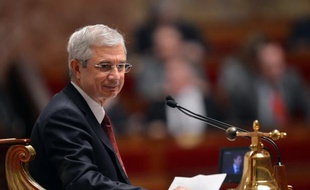 Le président PS de l'Assemblée nationale, Claude Bartolone, estime à propos des 6 milliards de prélèvements fiscaux supplémentaires envisagés par Jérôme Cahuzac que, pour lui, "la priorité va à la réduction des dépenses", dans une interview aux Echos à paraître mardi.