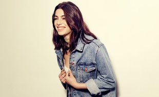 La chanteuse Léa Paci, interprète de «Pour aller où?» et «Adolescente Pirate».