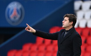 Pochettino sur son banc lors de la victoire parisienne contre Nice (2-1), samedi.