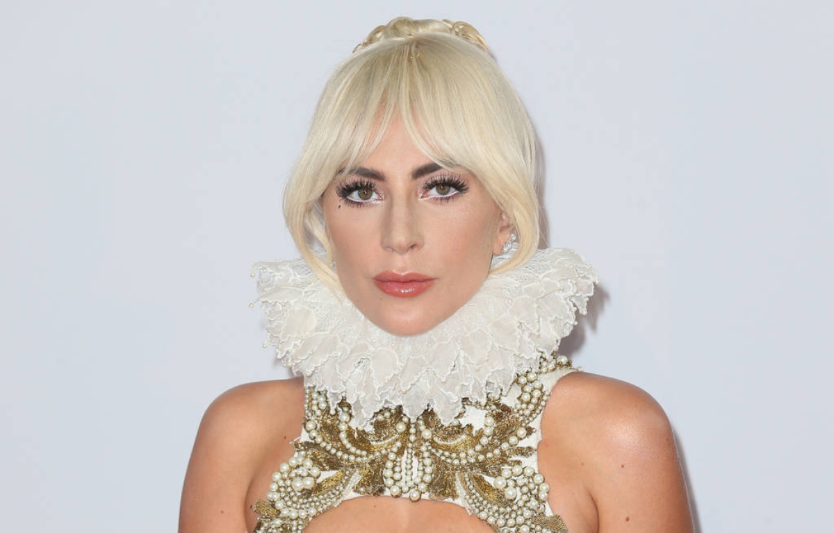 A Star Is Born Actrice VIDEO. Lady Gaga surprend ses fans à l'avant-première de «A Star Is Born»