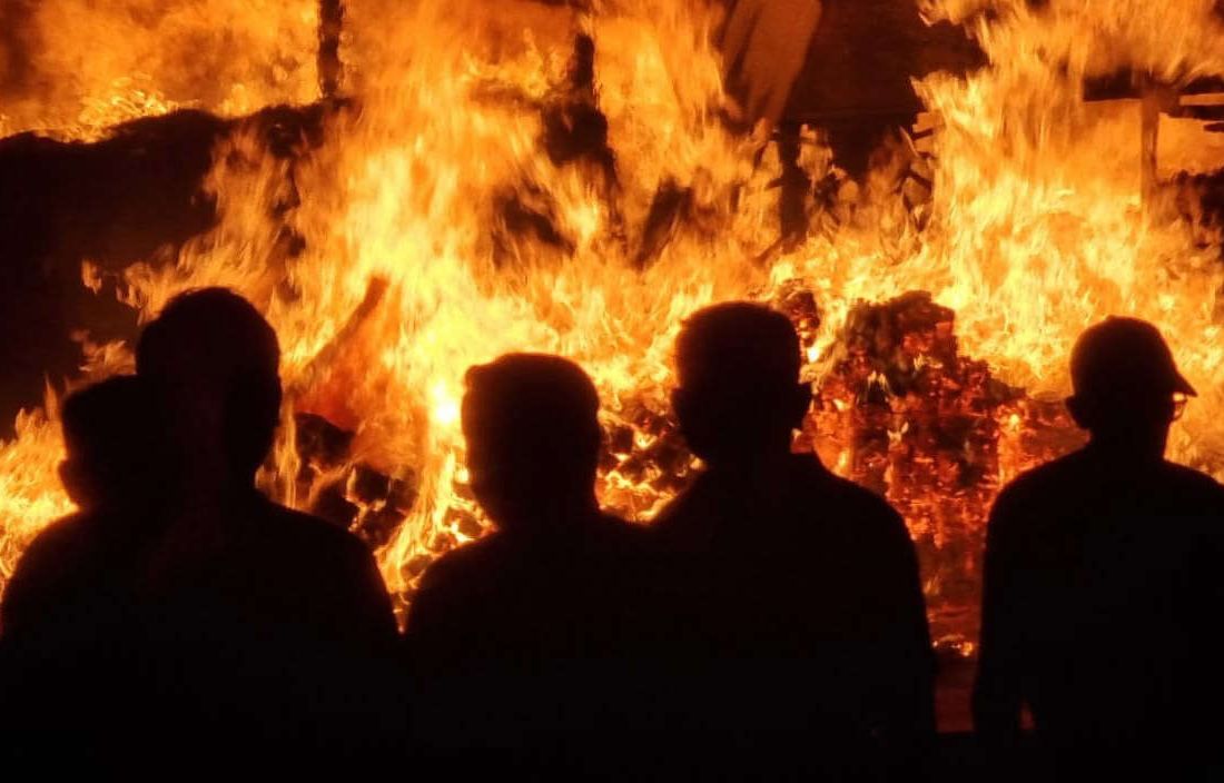 Incendie dans l'Aude : Comment vous protéger si vous êtes entouré par le feu ?