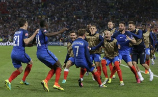 Antoine Griezmann célèbre son but face à l'Albanie, le 15 juin 2016.
