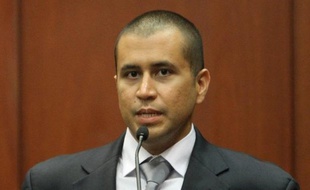 Le tueur présumé du jeune Noir américain Trayvon Martin, George Zimmerman, a été formellement accusé mardi de meurtre, après avoir renoncé à son droit à un procès rapide pour disposer de plus de temps pour préparer sa défense, selon des sources judiciaires.
