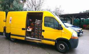 Près d'1,5 tonne de fruits a été donnée par les gendarmes aux Restos du cœurs après l'interpellation de vendeurs à la sauvette.