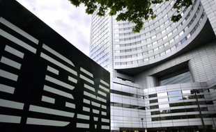 Le personnel du site IBM de Sophia-Antipolis était en grève pour 24 heures mardi, s'opposant à un "projet de dégraissage sournois" de la direction qui souhaite regrouper ces salariés sur le site de La Gaude, à 30 km de là, a indiqué à l'AFP un délégué CGT, joint par téléphone.