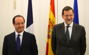 François Hollande et Mariano Rajoy ont présenté mercredi un front commun sur la croissance et l'emploi en Europe, appelant Bruxelles à tout mettre en œuvre pour y concourir, et saluant l'accord de coalition intervenu en Allemagne, un facteur de "stabilité" selon eux.