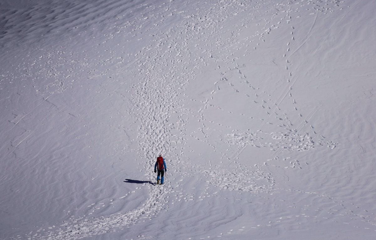 Mont-Blanc : Sac trop lourd, seul, non encordé... Un alpiniste grec fait une chute mortelle