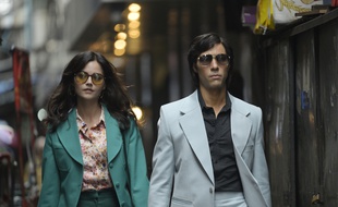 Jenna Coleman et Tahar Rahim dans la série « Le Serpent ».