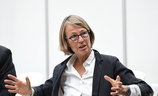 La ministre de la Culture Françoise Nyssen lors d'une conférence à La Rochelle en juin 2017.
