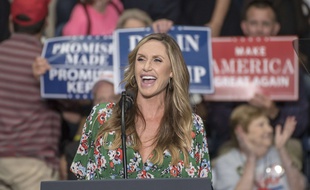 Lara Trump, 34 ans, est mariée au fils du président des Etatq-Unis, Eric.