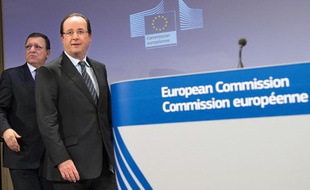 François Hollande en compagnie du président de la Commission européenne, Jose Manuel Barroso, à Bruxelles, le 15 mai 2013.