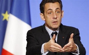 Nicolas Sarkozy a proposé mercredi aux partenaires sociaux de porter à 75% du salaire brut l'indemnisation des salariés au chômage partiel, selon son intervention lors du sommet social réuni à l'Elysée rendue publique par la présidence de la République.