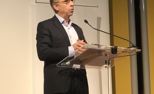 Pierre Hurmic a présenté la nouvelle politique culturelle de la ville, à la bibliothèque municipale.