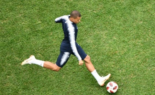 Kylian Mbappé avant France-Uruguay, le 6 juillet 2018.
