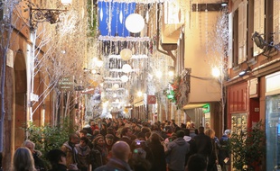 Comme en 2015, malgré un contexte sécuritaire fort, le marché de Noël de Strasbourg aura néanmoins toujours lieu.