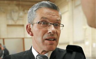 L'avocat de l'association poursuivie.