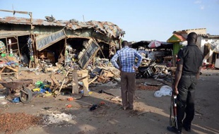 Le site d'une attaque à la bombe à Maiduguri, dans le nord du Nigeria, le 22 juin 2015