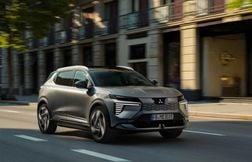 Mitsubishi sort un SUV électrique inspiré du Scénic