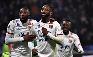 Moussa Dembélé a inscrit les deux buts de la victoire lyonnaise face à Saint-Etienne.