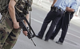 Policiers et militaires mobilisés dans le cadre du plan Vigipirate (Illustration).
