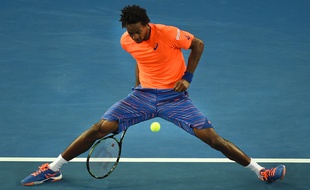Le Français Gaël Monfils lors de son match contre son compatriote Lucas Pouille à l'Open d'Australie, le 19 janvier 2015.