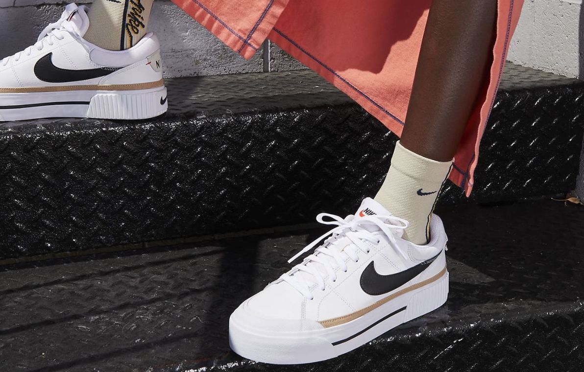 Les nouvelles baskets Nike Court Legacy sont déjà à prix irrésistible sur le site officiel