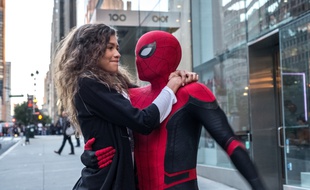 Spiderman aura le droit à un dernier film dans l'univers cinématographique Marvel.
