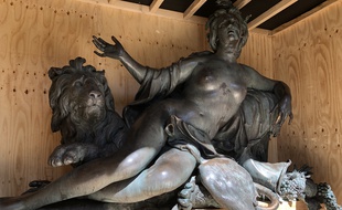 Les allégories du Rhône et de la Saône, gigantesques sculptures, qui reposaient au pied de la statue équestre de la place Bellecour à Lyon, vont s'installer définitivement au musée des beaux-arts.