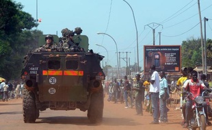 Des tirs d'armes automatiques et des détonations plus lourdes étaient entendus jeudi à l'aube dans plusieurs quartiers de Bangui, la capitale centrafricaine, ont constaté des journalistes de