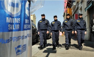 La police de la proprété, dirigée par Christiane Argy, a été créée en mars 2009.