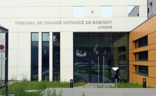 L'entrée de l'annexe du tribunal de Bobigny, à Roissy