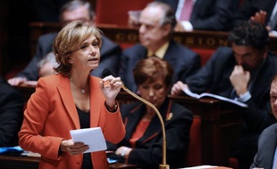 Les députés approuvent à la chaîne, au fil de la discussion du budget 2012, des coupes dans les dépenses publiques pour arriver au milliard d'euros d'économies annoncé par François Fillon fin août, avant de devoir chercher encore 500 millions, prévus dans le nouveau plan de rigueur.