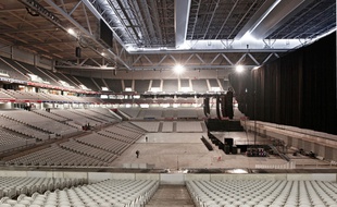 Le stade Pierre Mauroy en configuration "boite à spectacles" pour le concert de Rihanna.