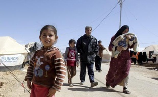 Le nombre de réfugiés syriens en Jordanie pourrait tripler et atteindre 1,2 million d'ici la fin de l'année, selon une nouvelle estimation des Nations unies.