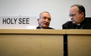 Le Vatican a, pour la première fois, été sommé jeudi de donner des explications devant l'ONU sur les mesures prises pour lutter contre la pédophilie, tandis que le pape François faisait part de sa "honte" face aux scandales de l'Eglise.