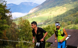 Le vainqueur du premier Alpsman, Cédric Jacquot, dans la montée final vers le sommet du Semnoz en octobre 2016.