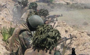 L'armée sri-lankaise a affirmé lundi avoir découvert les corps de 50 rebelles tamouls dans le nord-est du Sri Lanka théâtre d'âpres combats entre les troupes de Colombo et un dernier carré des Tigres de libération de l'Eelam tamoul (LTTE).