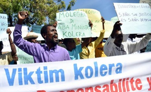 Manifestation de défenseurs des droits de l'Homme et de victimes de l'épidémie de choléra, le 15 octobre 2015 à Port-au-Prince