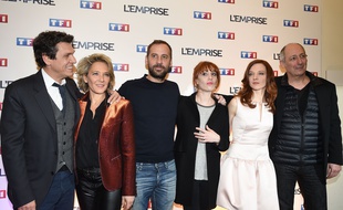 L'équipe du téléfilm l'Emprise le 21 janvier 2015