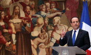 François Hollande a affirmé mardi que la réduction des dépenses publiques exigerait en 2013 de "la ténacité, de la volonté et même du patriotisme", excluant toutefois toute ressemblance avec la Révision générale des politiques publiques (RGGPP) de Nicolas Sarkozy.