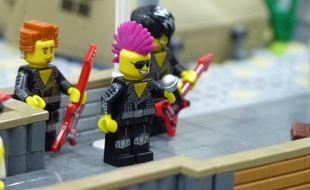 Des Legos lors d'un festival à Villeurbanne, près de Lyon en 2014. Illustration