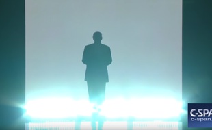 Donald Trump arrive comme une star à la Convention Républicaine